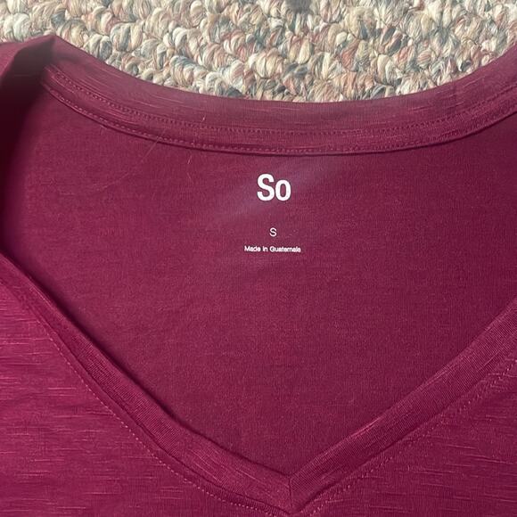 NWT SO maroon tshirt - Picture 3 of 6